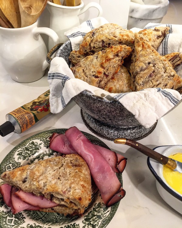 rye scones with caramelized onions and gruyere