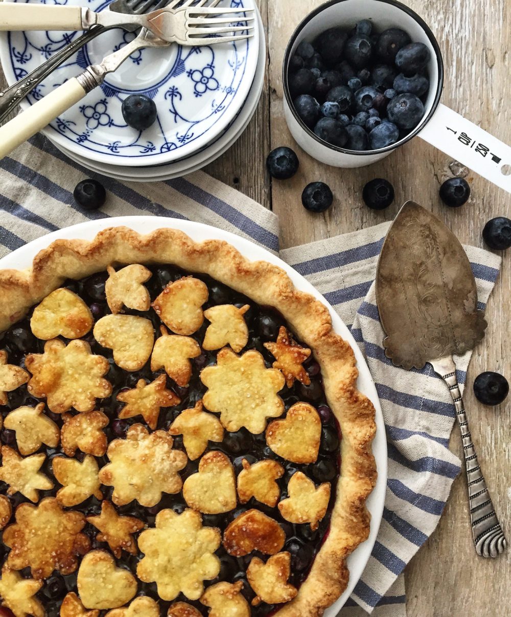 Fresh Blueberry Pie with a Lavender Crust