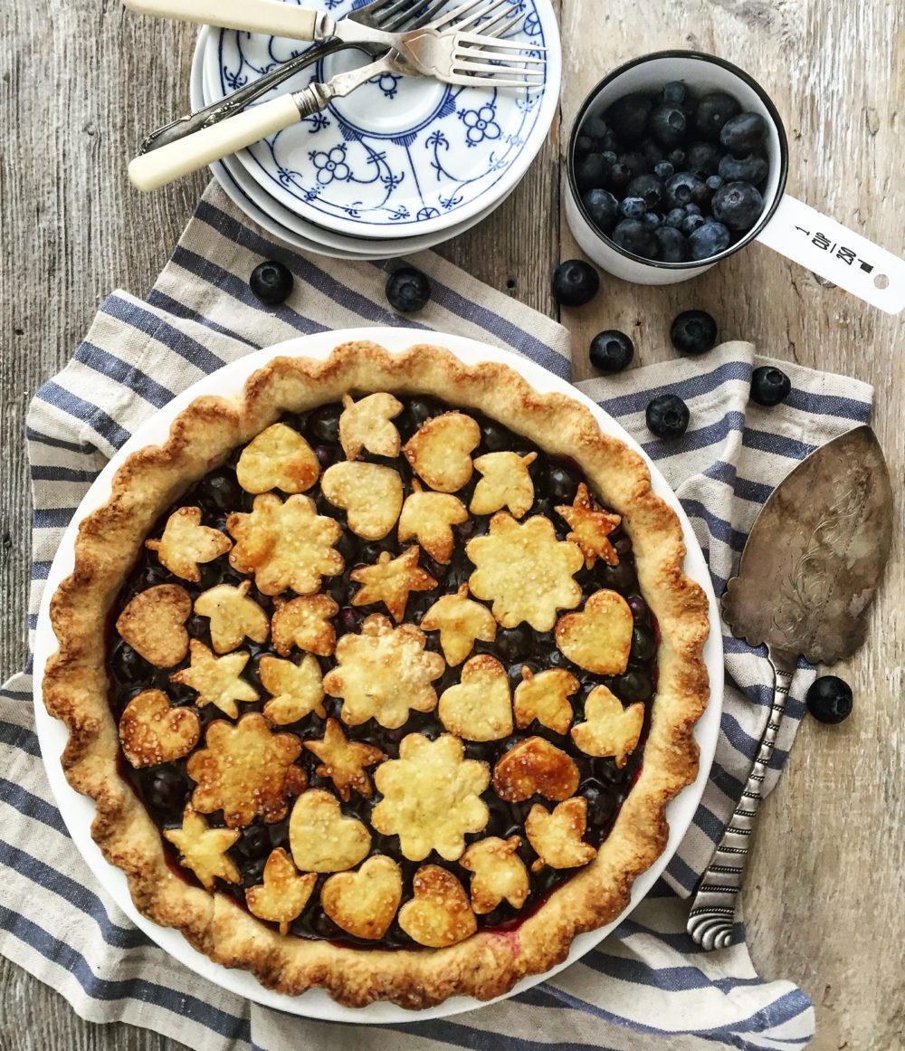 fresh blueberry pie with lavender crust