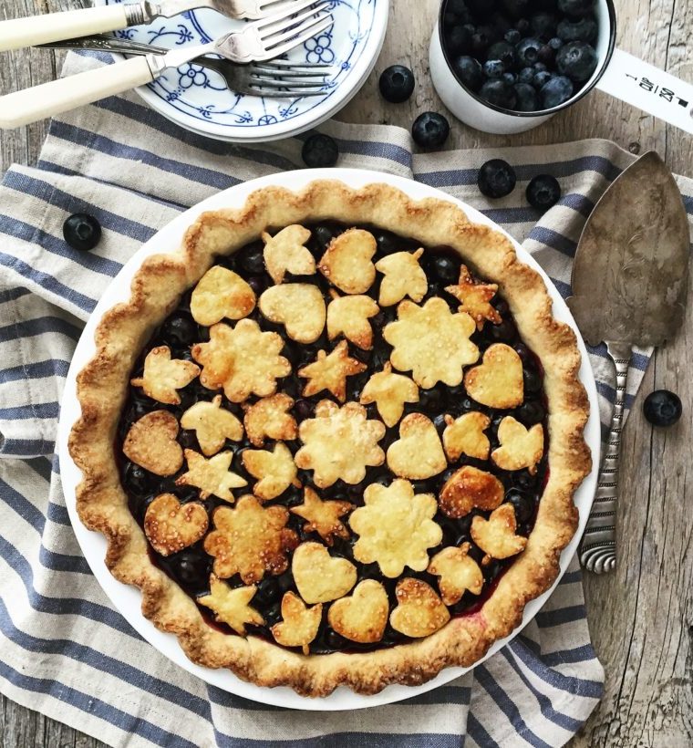 Fresh Blueberry Pie with a Lavender Crust