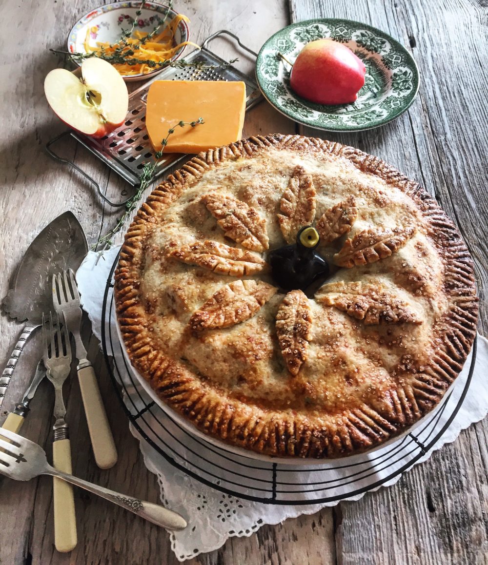 apple pie with cheddar and thyme crust