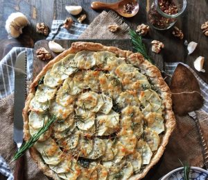 potato kale and gorgonzola tart