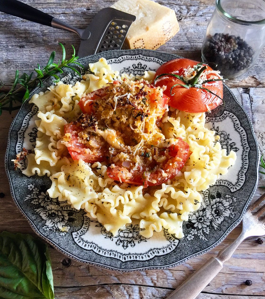 roasted stuffed tomatoes