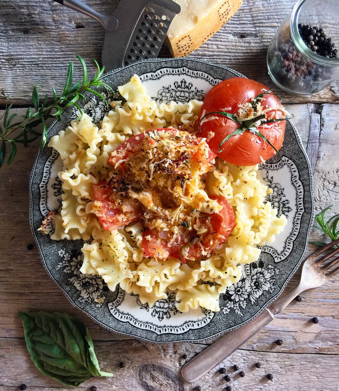 roasted stuffed tomatoes