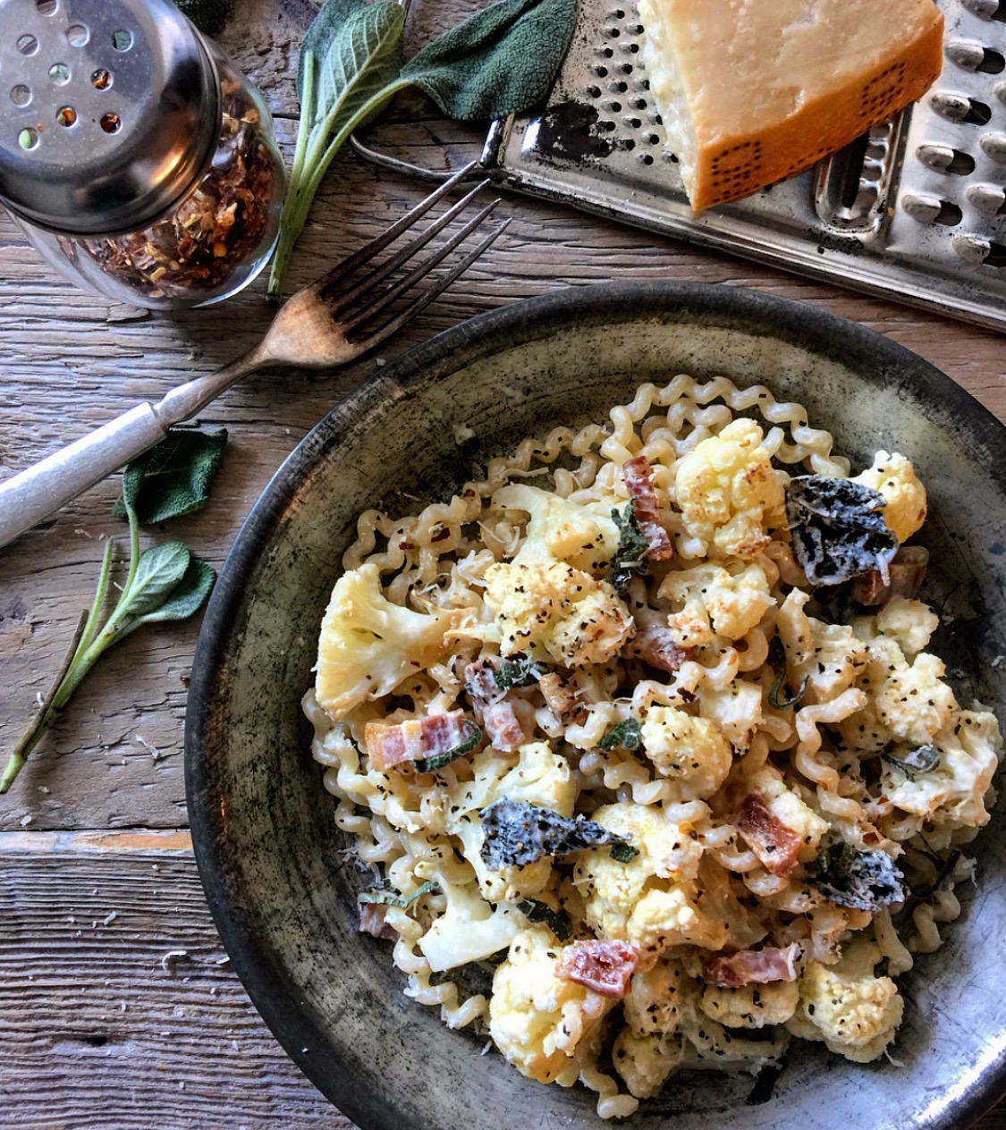 cauliflower pancetta and sage pasta