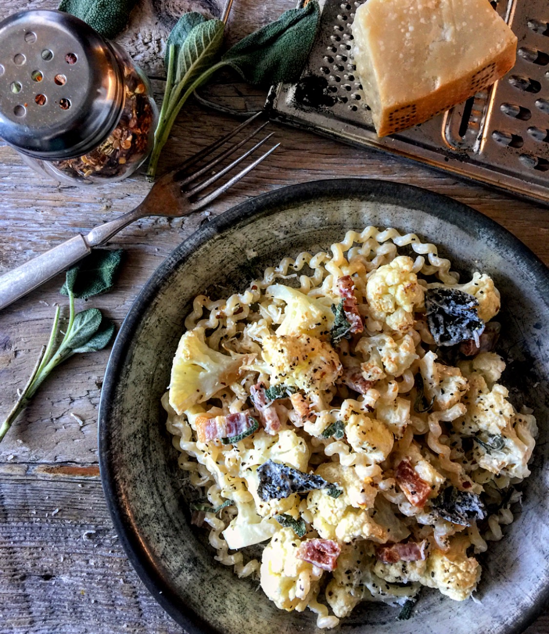 cauliflower pancetta and sage pasta