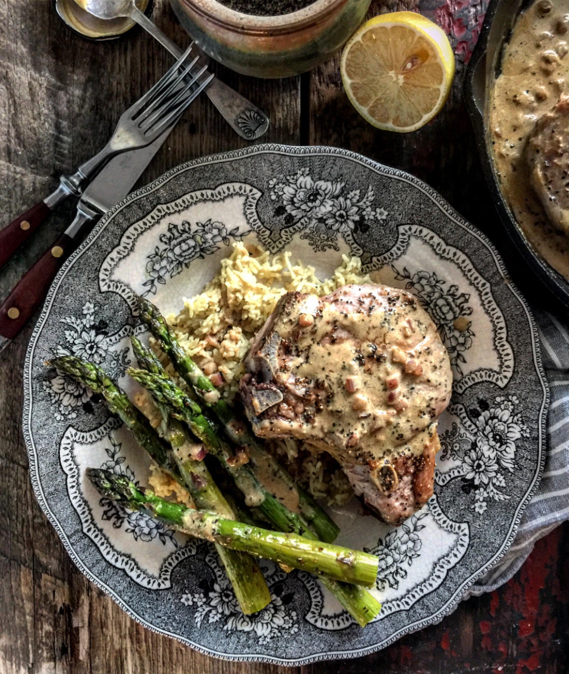 Pork Chops in Mustard Sauce