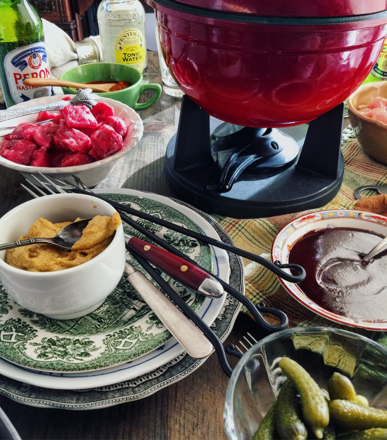 The secret to a successful fondue party
