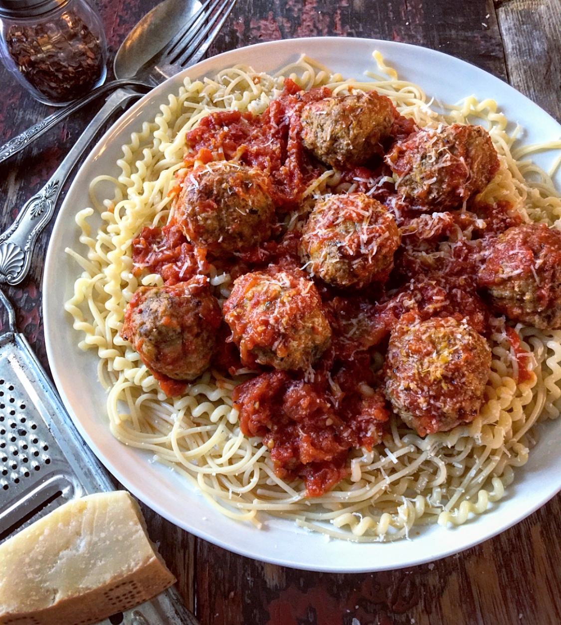 Cheesy Baked Meatballs | The Lemon Apron