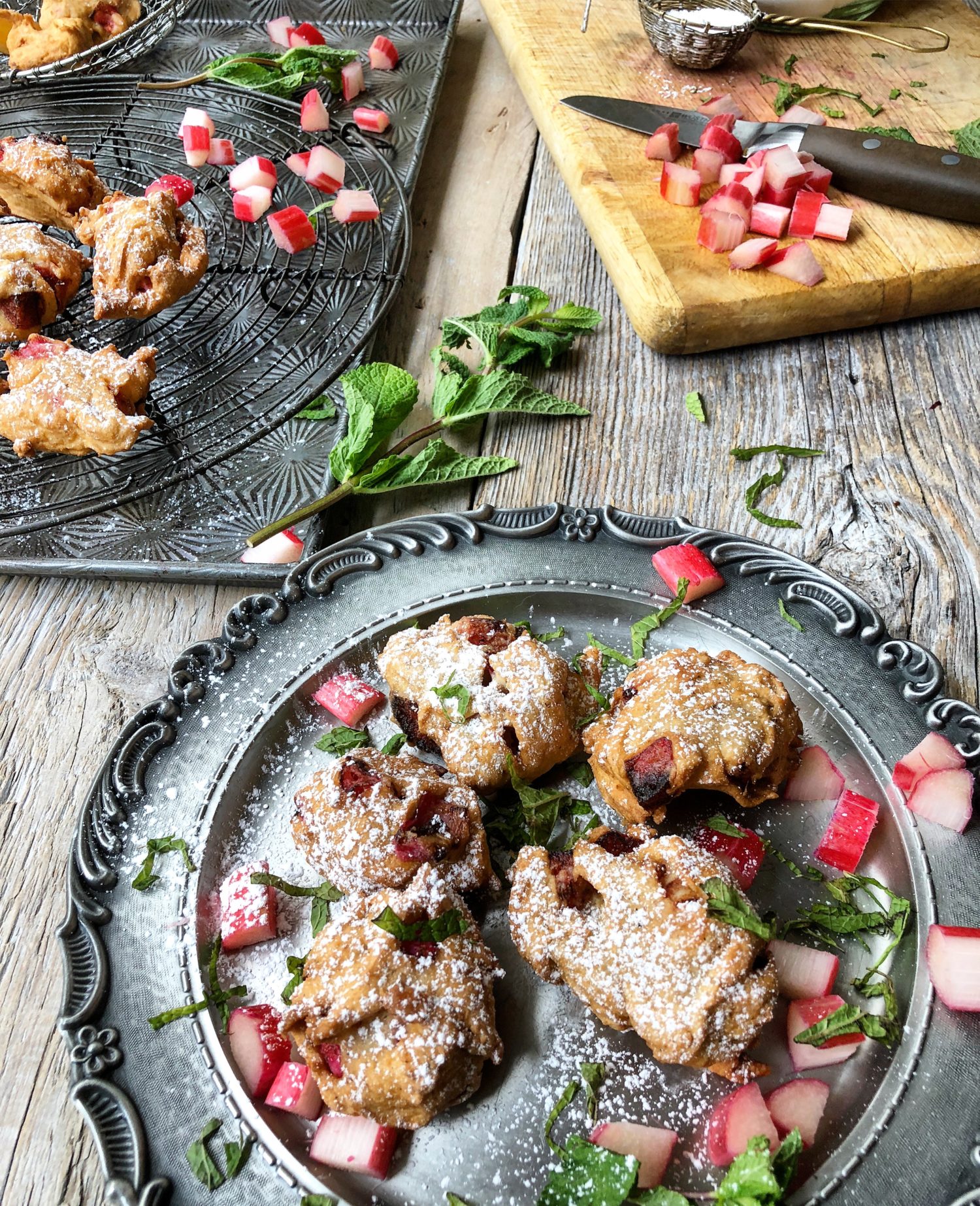 rhubarb cardamom fritters