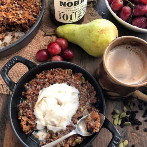 Toasted nutty seed and dried currant baked oatmeal brûlée