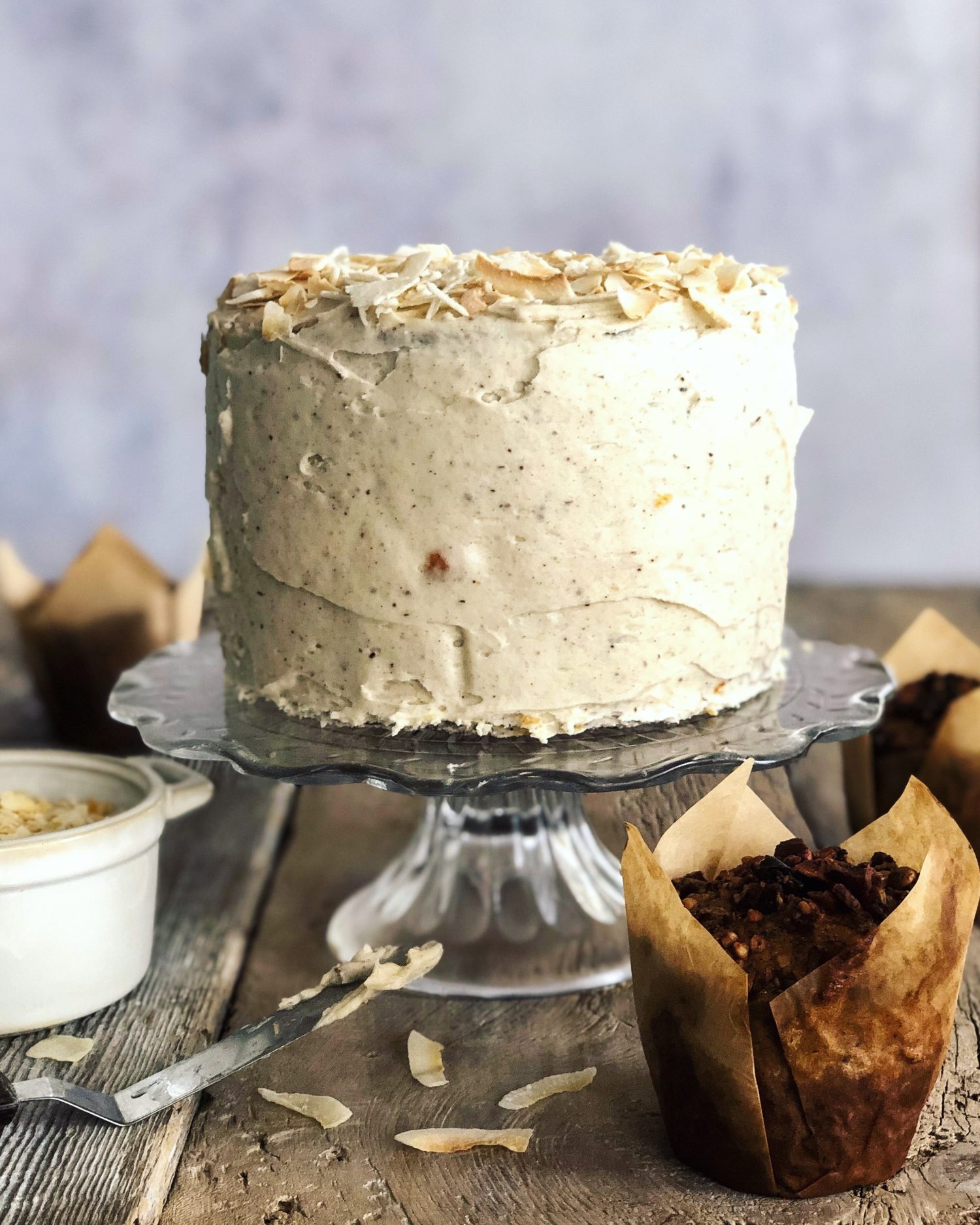 https://www.thelemonapron.com/wp-content/uploads/2019/01/Cardamom-carrot-cake-4-e1546811582497.jpg