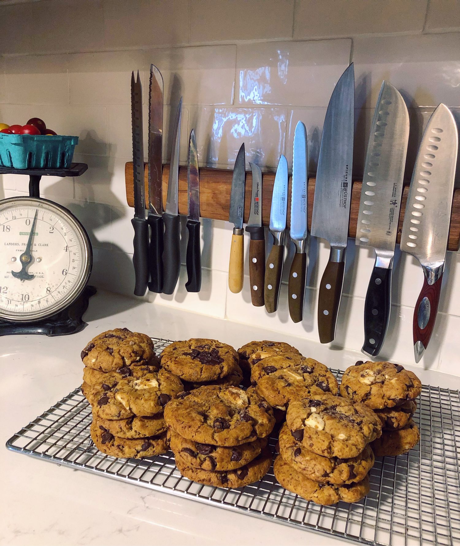 Brown Butter Chocolate Chunk Cookies by Displaced Housewife