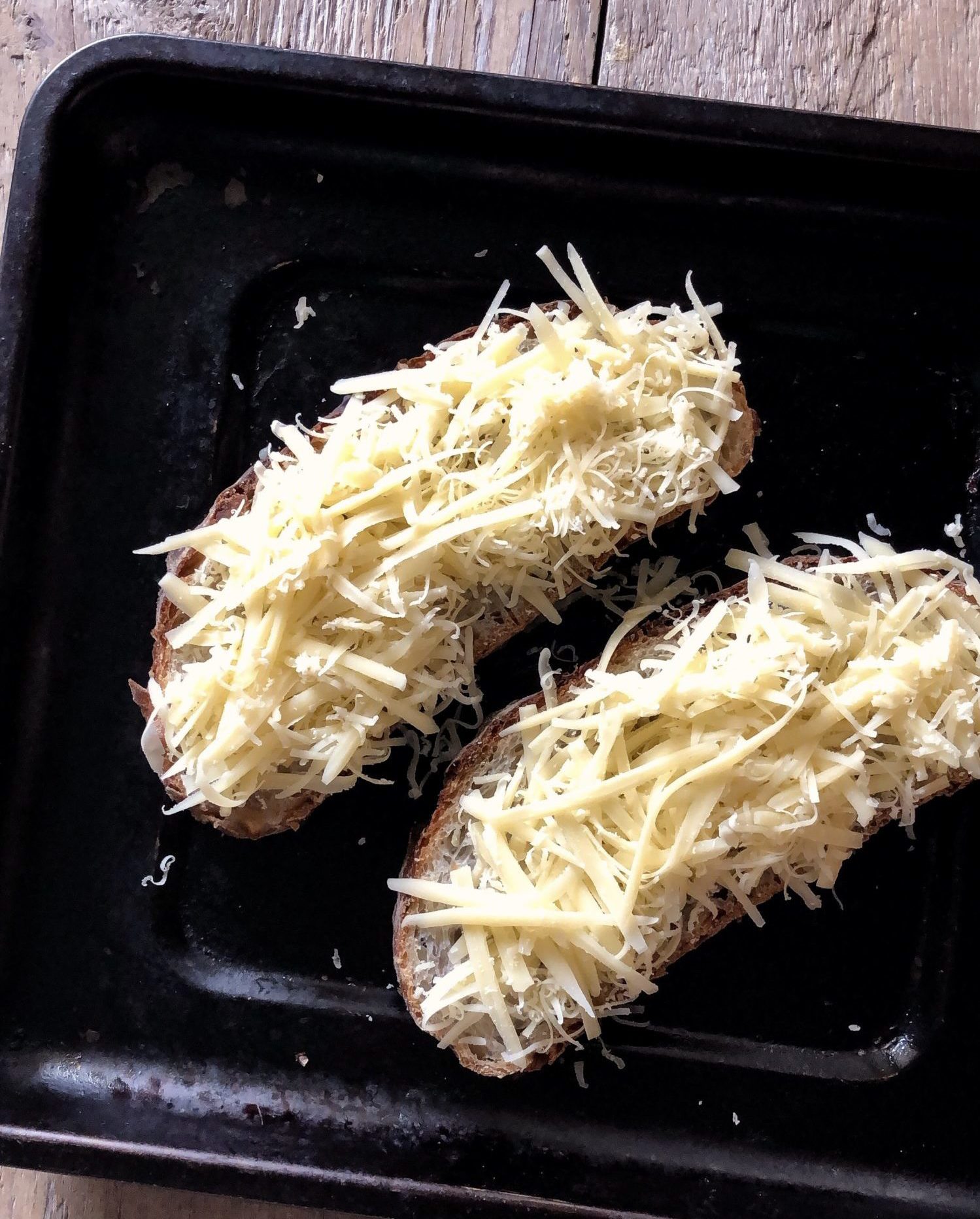 Grilled Parmesan and Gruyere Croutons