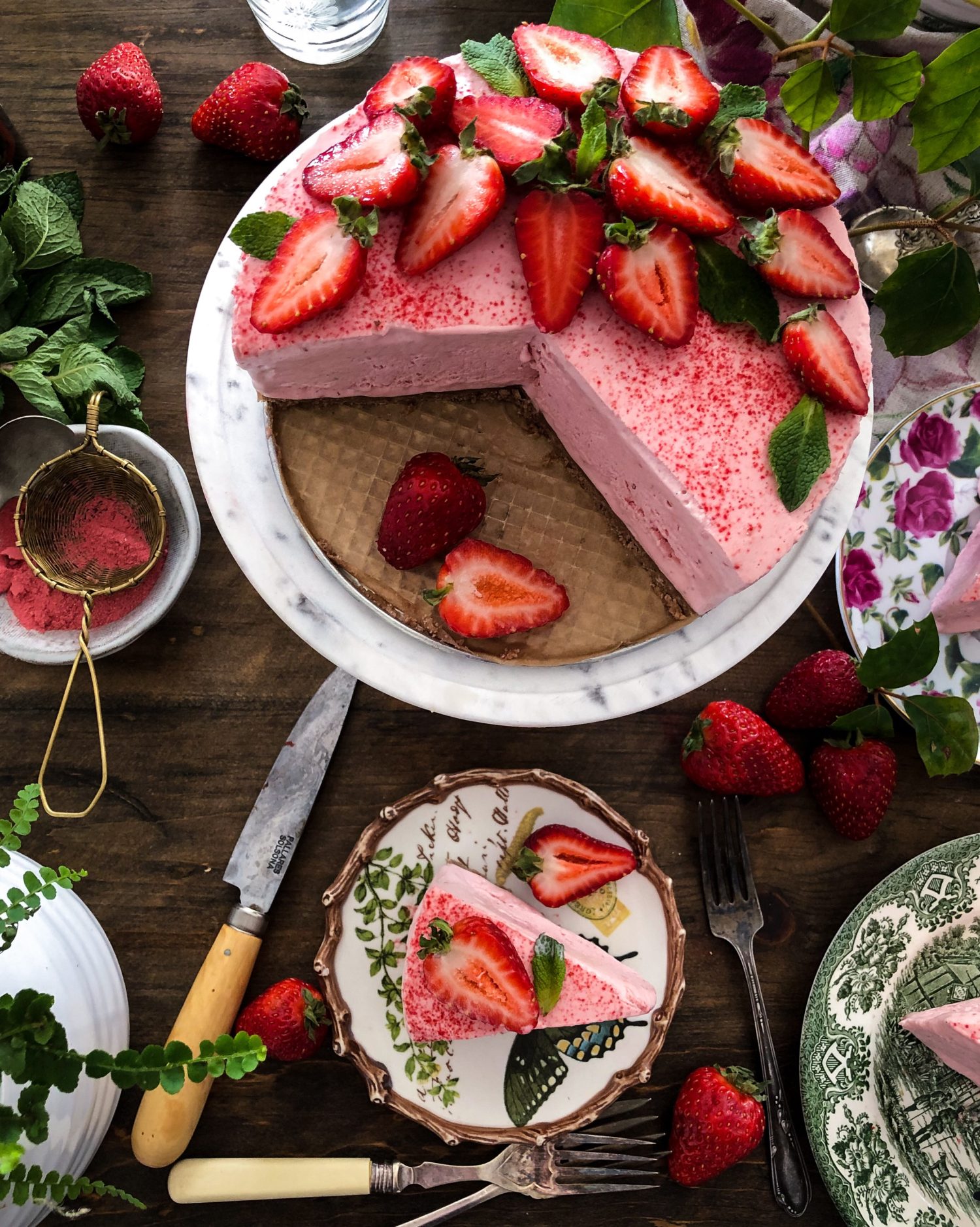 No Bake Balsamic Strawberry and pink peppercorn Cheesecake