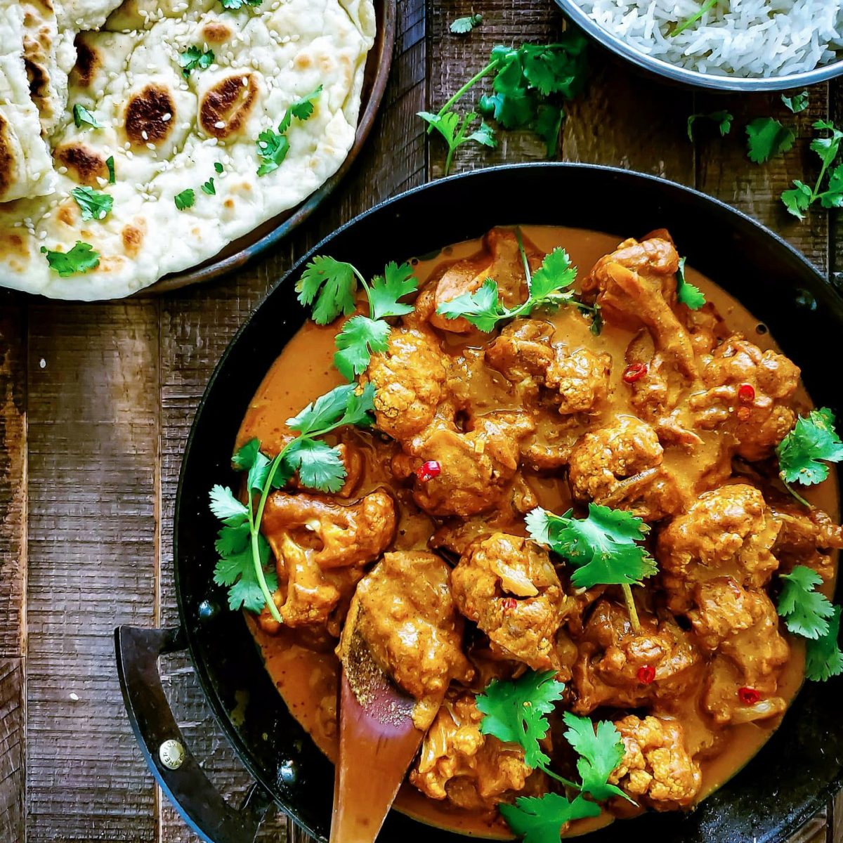 'Butter Chicken' Cauliflower with Yogurt Flatbread