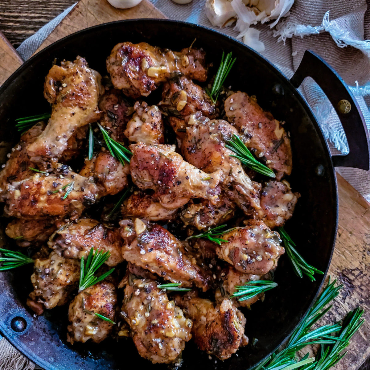 Sticky Garlicky Chicken Wings