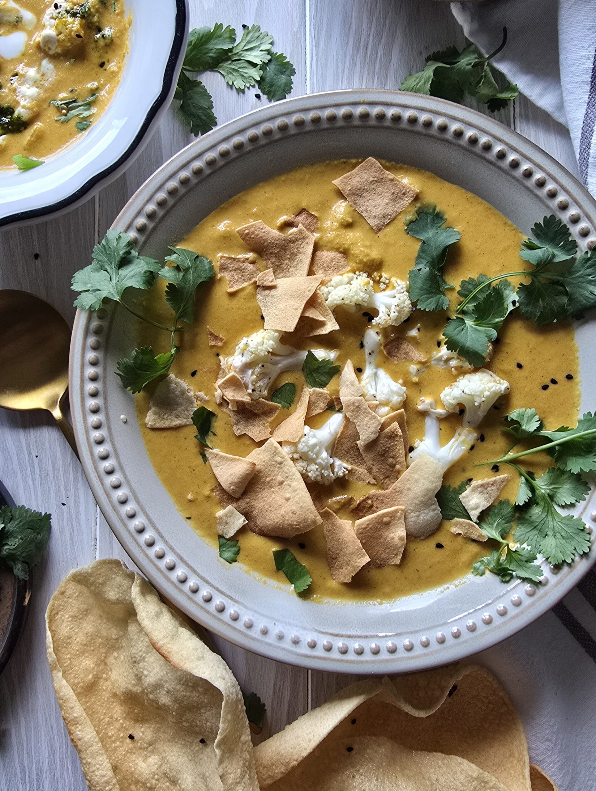 'Butter Chicken' Curry Cauliflower Soup